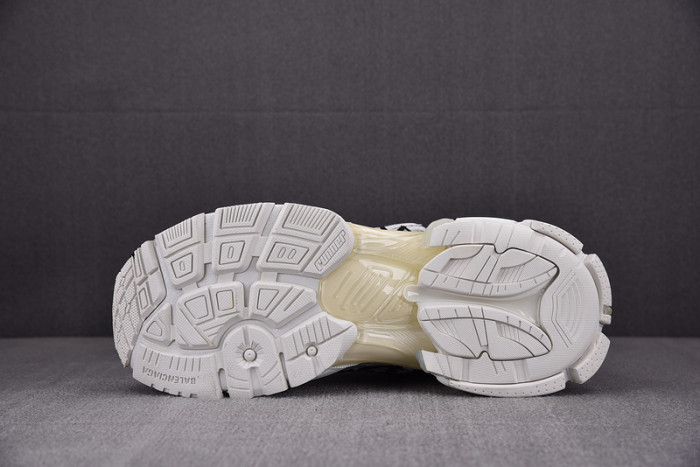 Ba*len*cia*ga runner