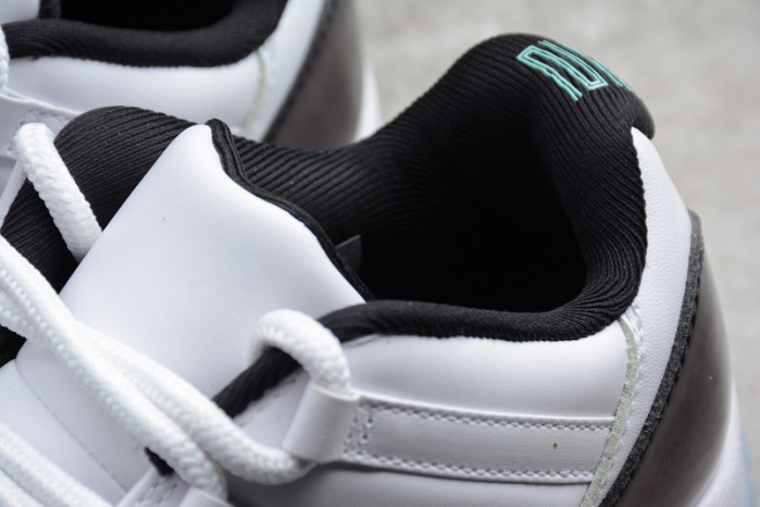 jordan 11 retro low iridescent - 528895-145