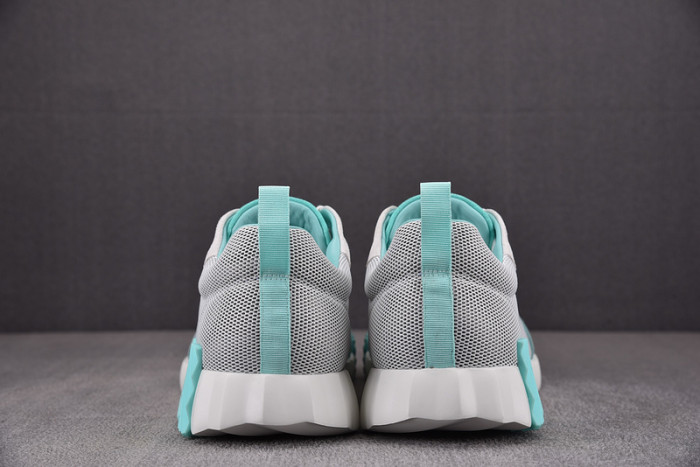 h*rmes snekaers h000008