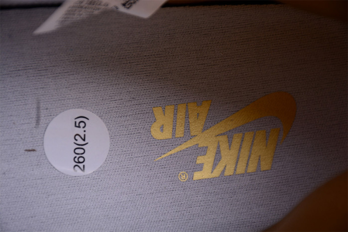 air jordan 1 retro high og metallic gold fd2596-107